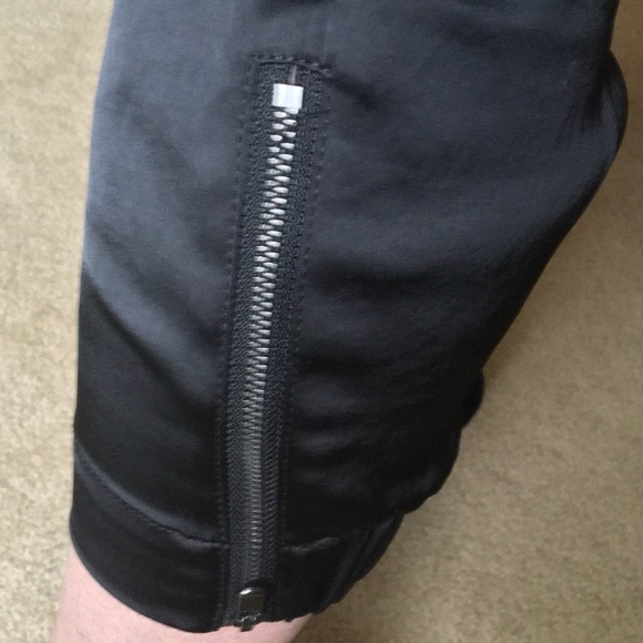 🌃NWT! Sporty CHIC BLK Satin Jogger - Picture 11 of 16